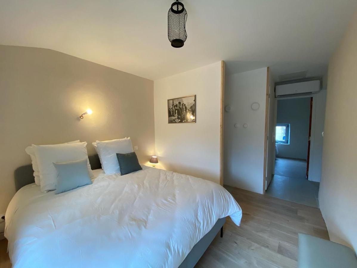 Le Nomade En Provence Bed & Breakfast Bouchet  Ngoại thất bức ảnh