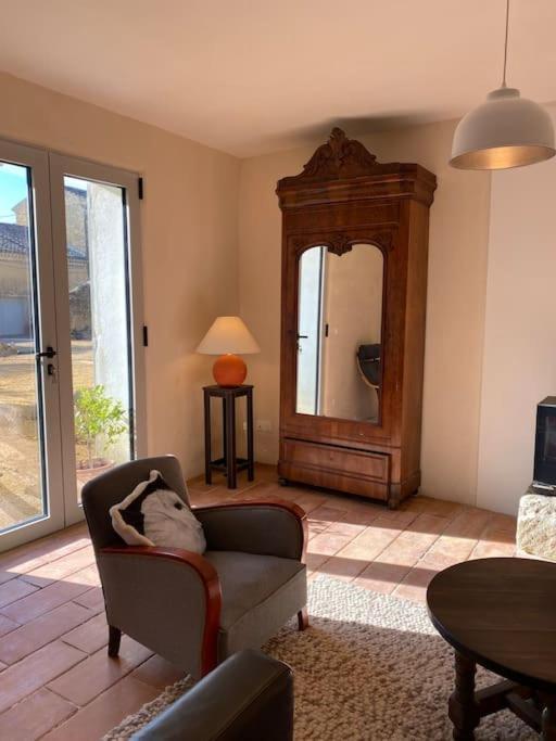 Le Nomade En Provence Bed & Breakfast Bouchet  Ngoại thất bức ảnh
