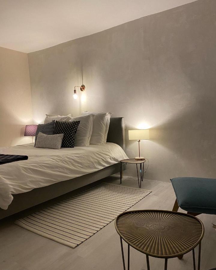 Le Nomade En Provence Bed & Breakfast Bouchet  Ngoại thất bức ảnh