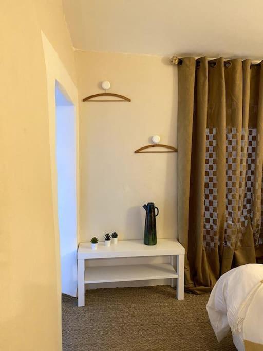 Le Nomade En Provence Bed & Breakfast Bouchet  Ngoại thất bức ảnh