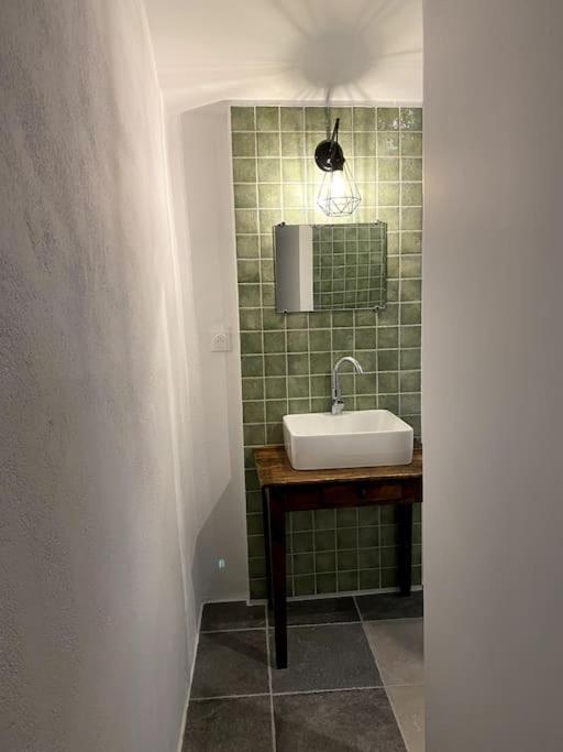 Le Nomade En Provence Bed & Breakfast Bouchet  Ngoại thất bức ảnh