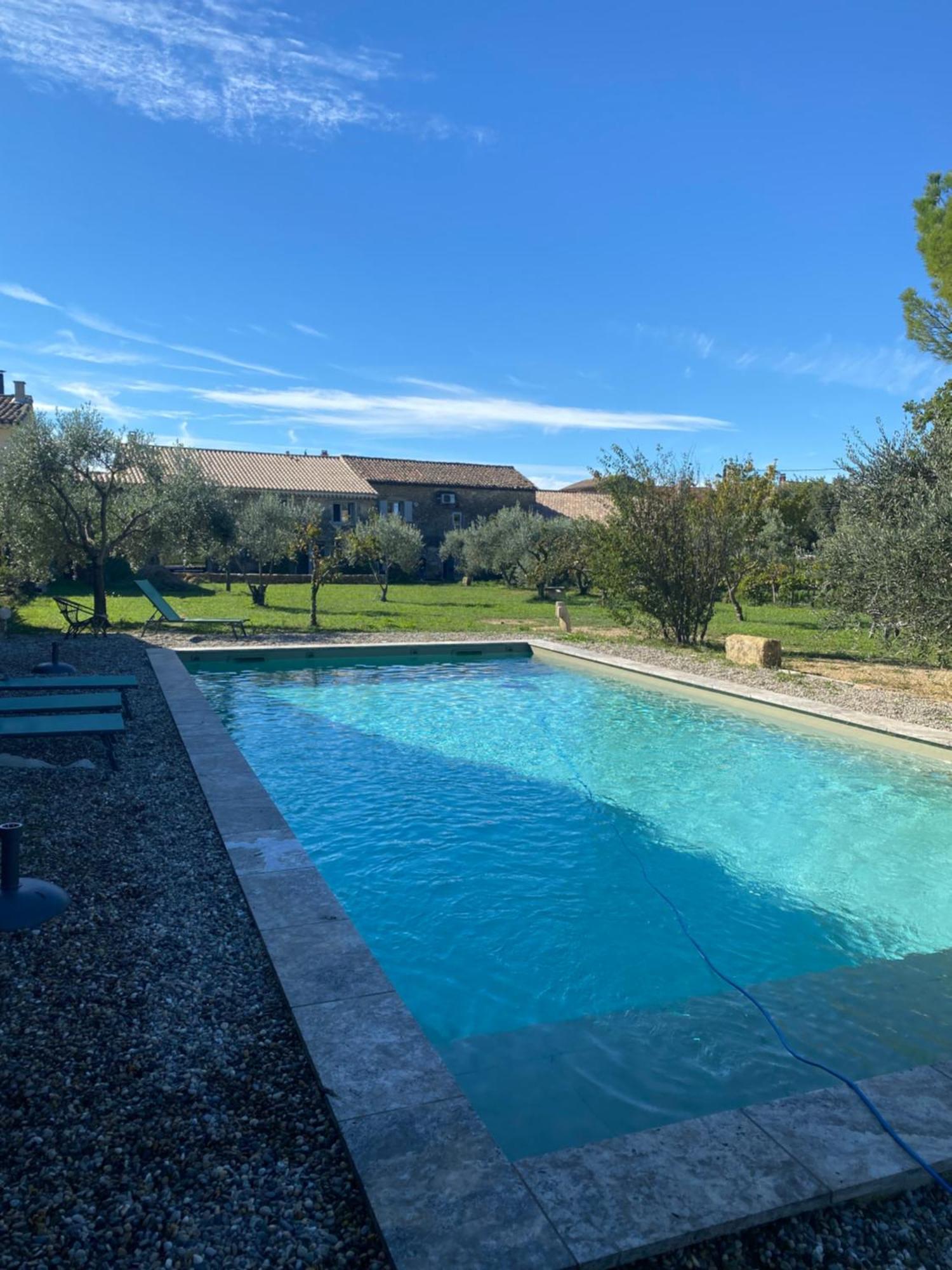 Le Nomade En Provence Bed & Breakfast Bouchet  Ngoại thất bức ảnh