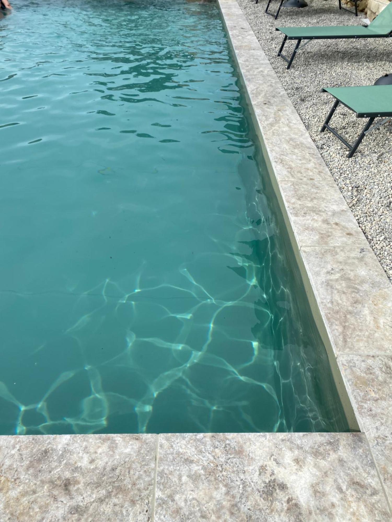 Le Nomade En Provence Bed & Breakfast Bouchet  Ngoại thất bức ảnh